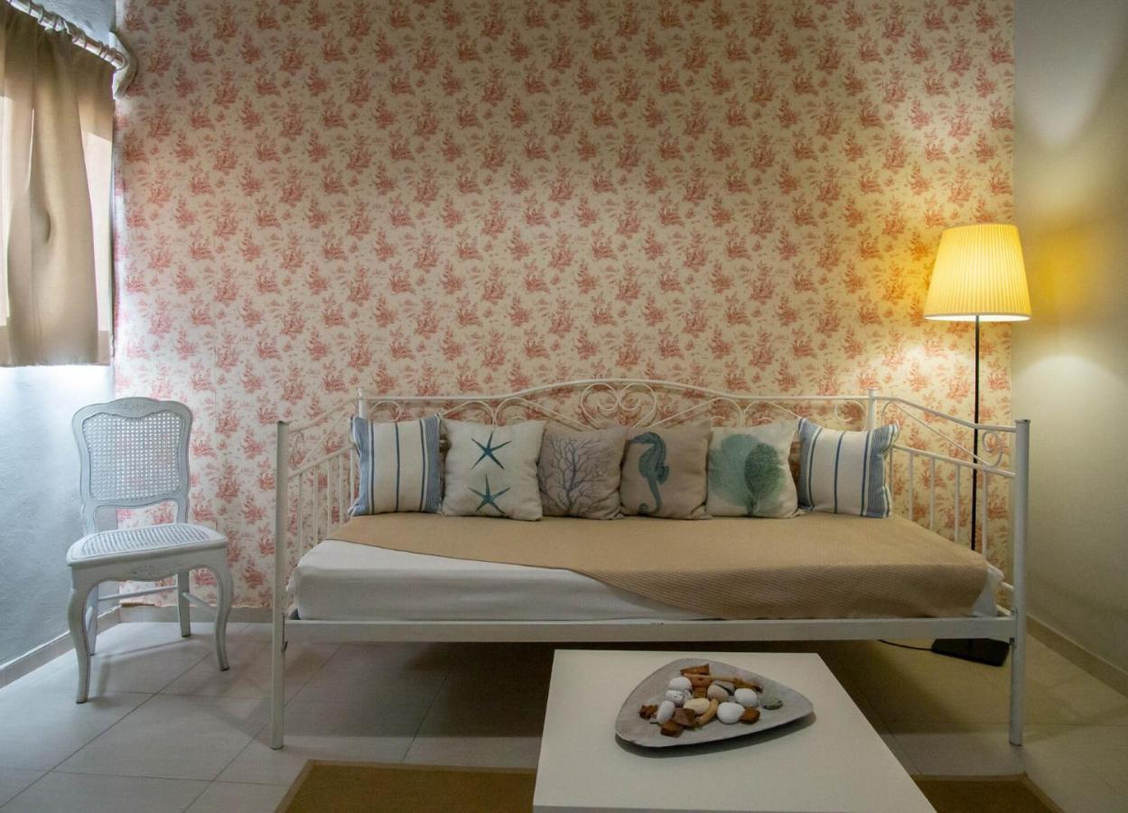 Golden Sun Boutique Aparthotel Malia Exteriör bild