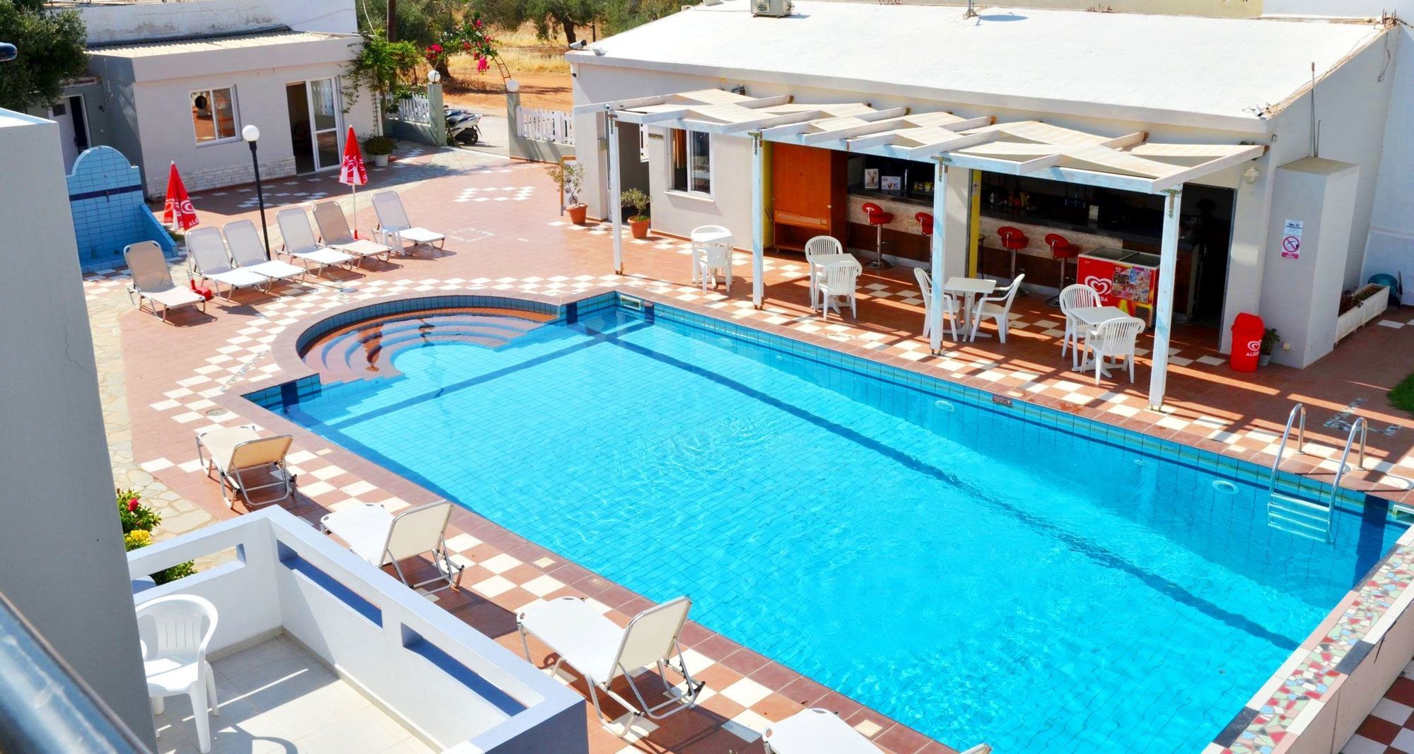 Golden Sun Boutique Aparthotel Malia Exteriör bild
