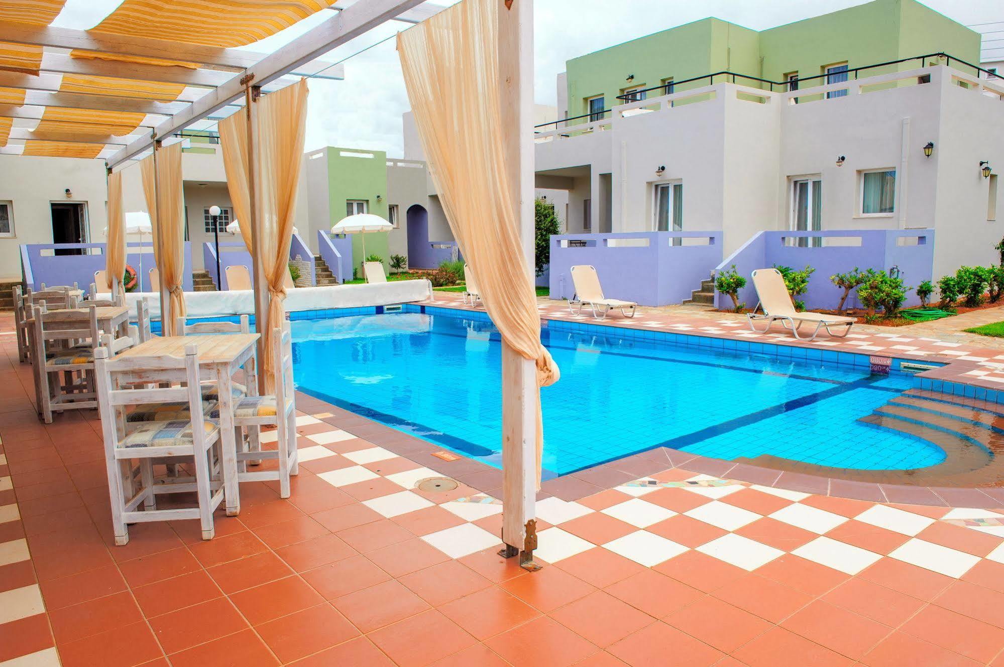 Golden Sun Boutique Aparthotel Malia Exteriör bild